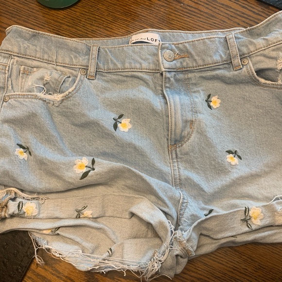 LOFT HIGH RISE FRAYED CUT OFF DENIM SHORTS 17” WAIST - Picture 5 of 9